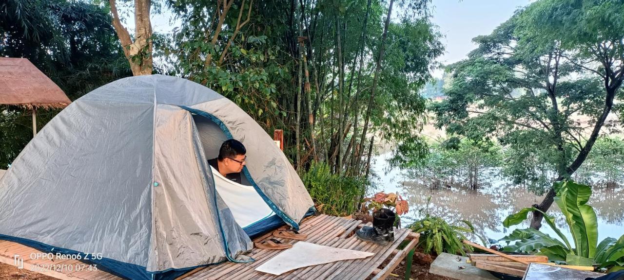 เฮือนน้ำน่าน House By The River Nan Uttaradit Buitenkant foto